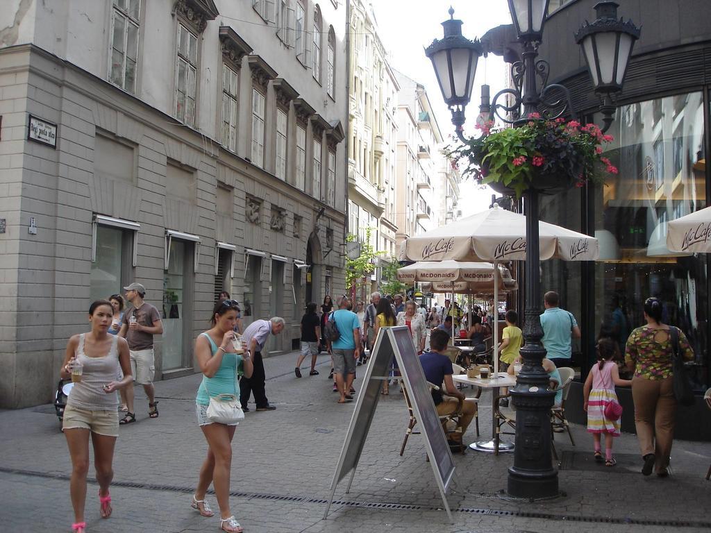 Romantic Centrum Apartman Budapesta Exterior foto